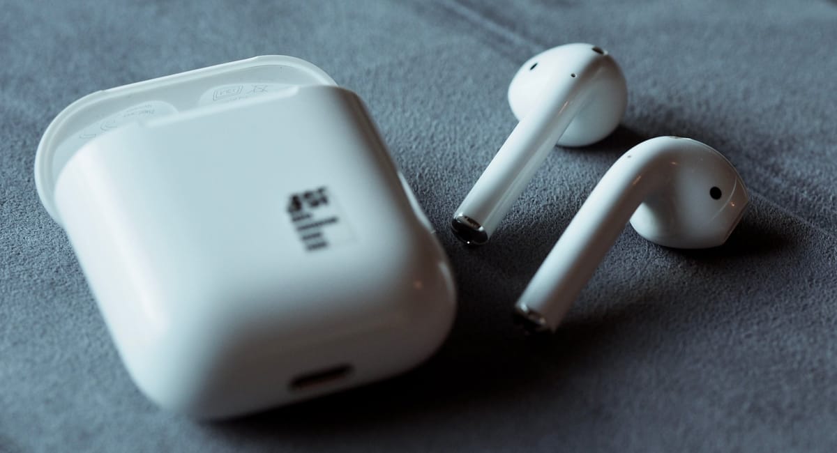 Apple AirPods Long-term Review - An ode after 10 months…