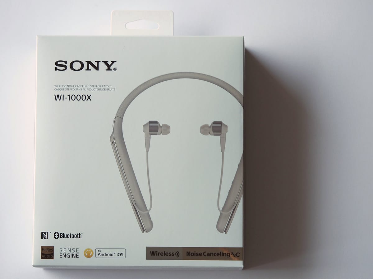 Sony WI-1000X Noise Cancelling In-ear Headphones Review - Perfect for the short to medium haul flight